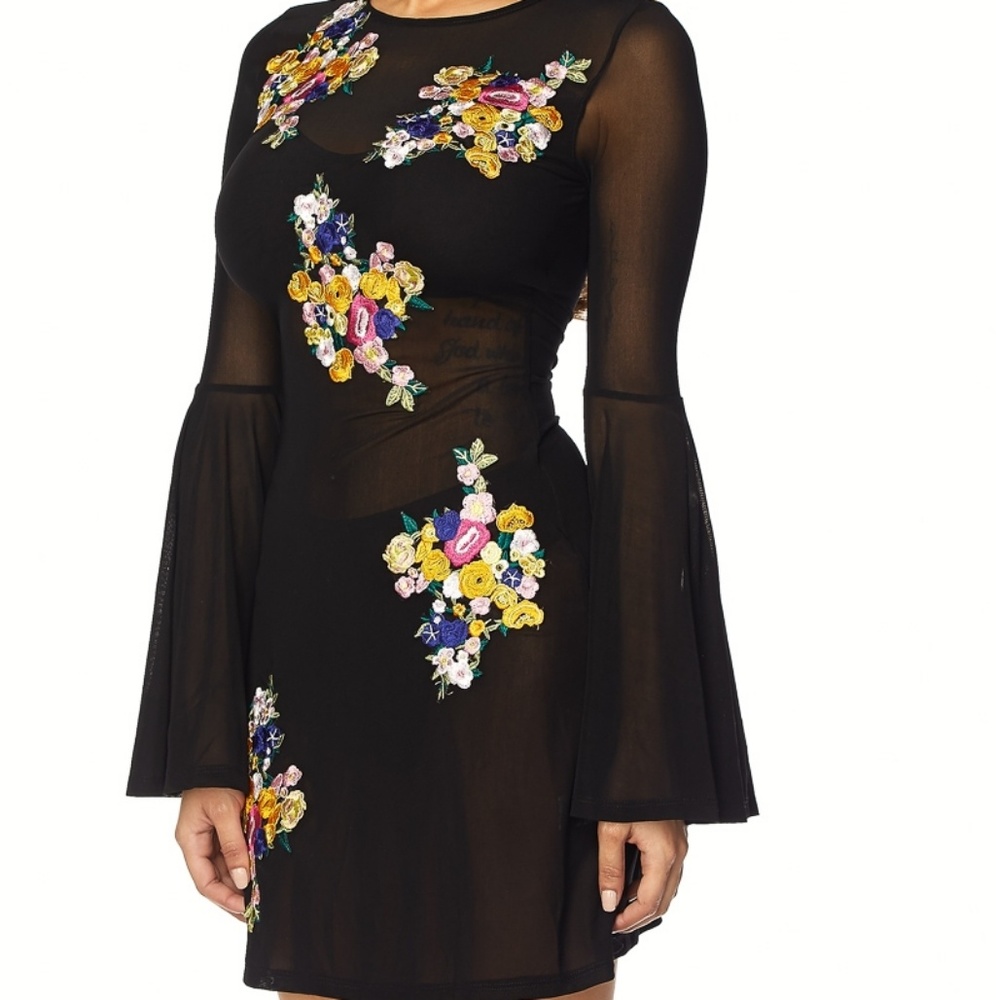Clothing - Picture 2 of 4